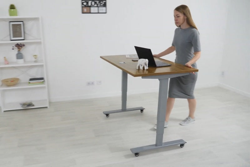 Mobile standing desk