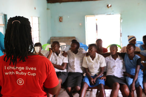 golden girls mentor giving a talk to students on ruby menstrual cups