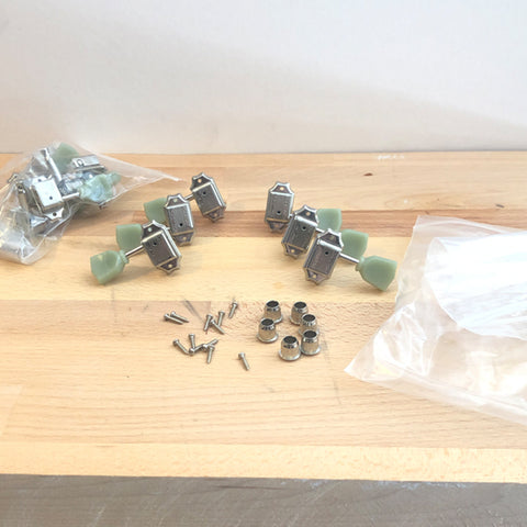 Set of 3x3 tuners and packaging