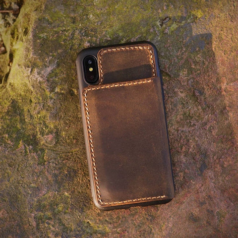 handmade-leather-smartphone-case