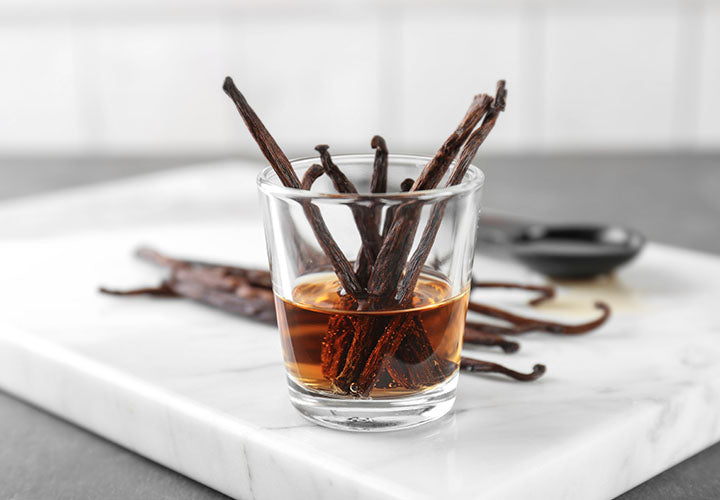 Hot to make vanilla extract with vodka and beans.