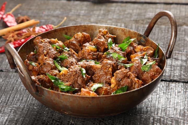 Indian lamb curry recipe seasoned with ground ginger spice.