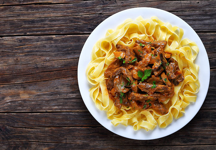 Beef stroganoff made with hot peppers and paprika spice.