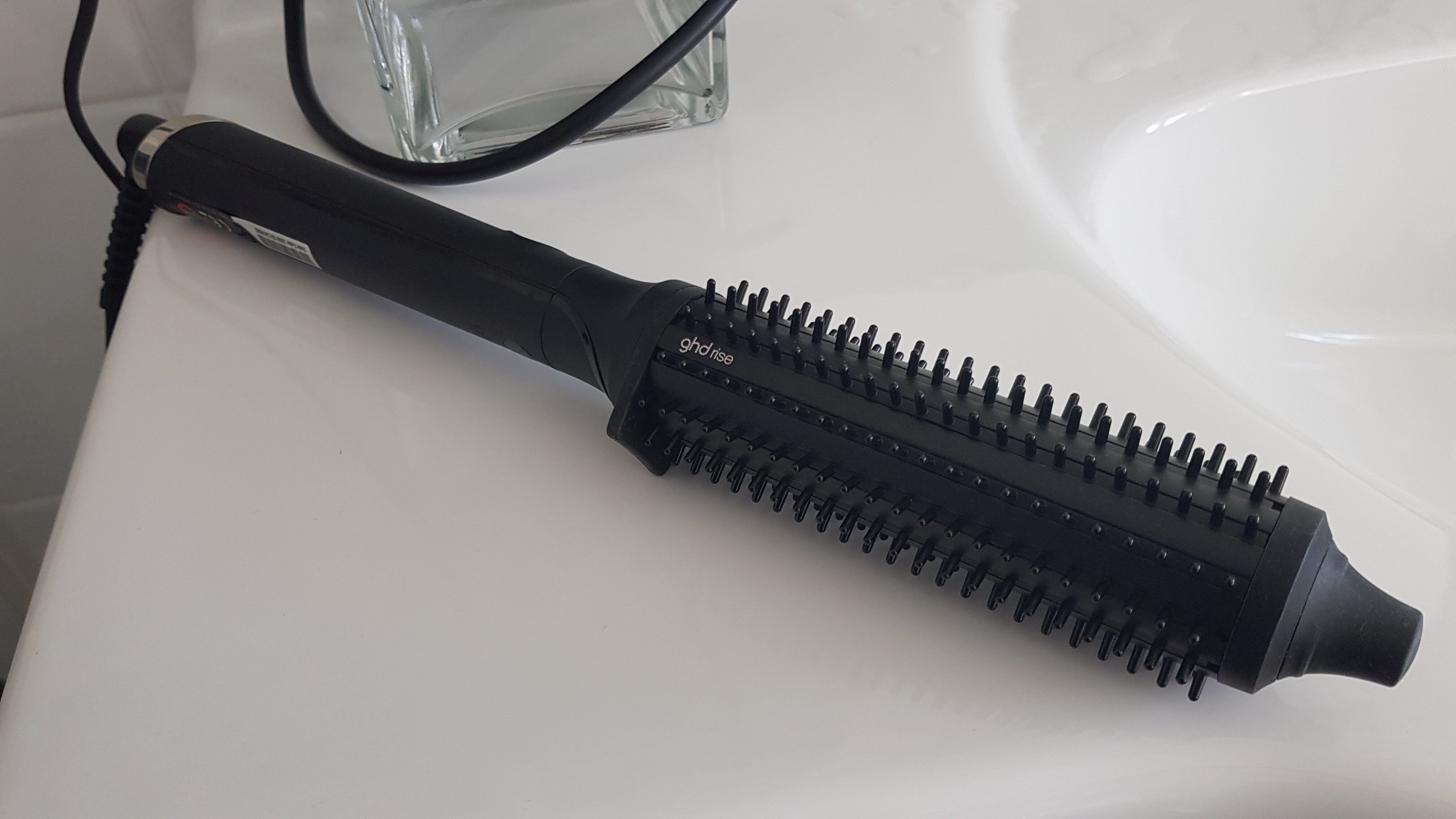 GHD Rise hot brush styler