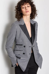 Ultimate Women's Guide to Blazer Styling and Outfits - Godwin Charli