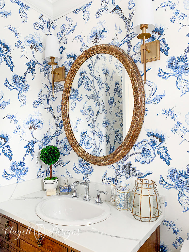 Blue and White English Bathroom – Clagett