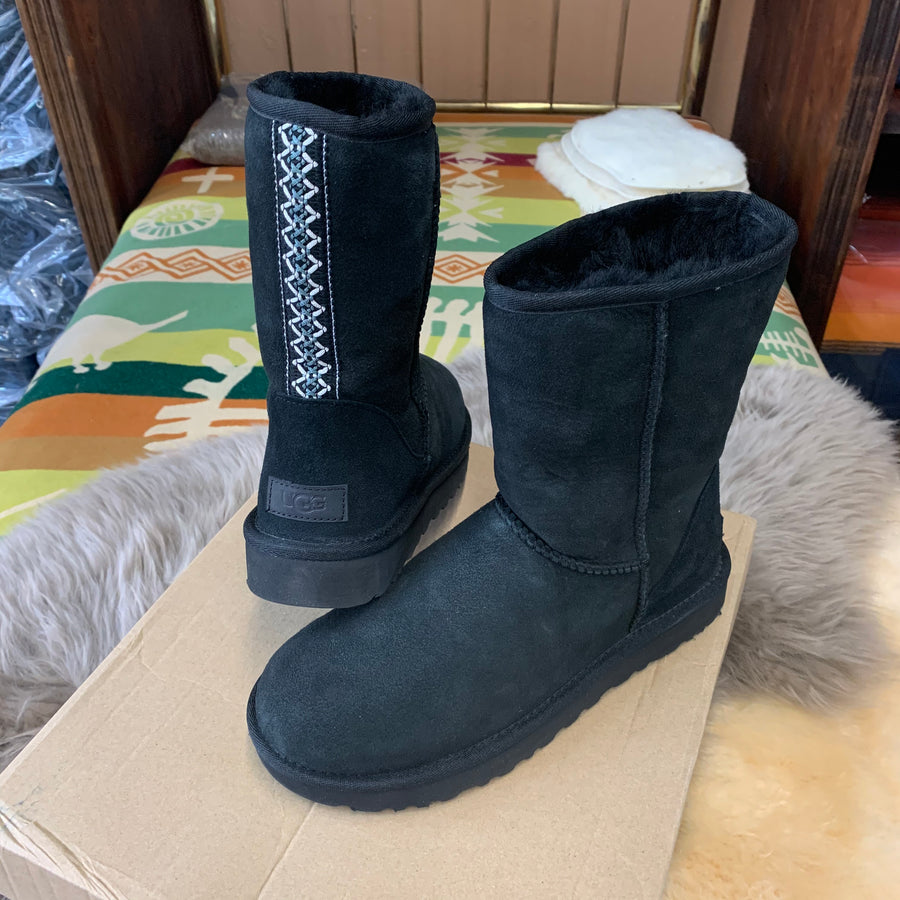 ugg classic short size 9