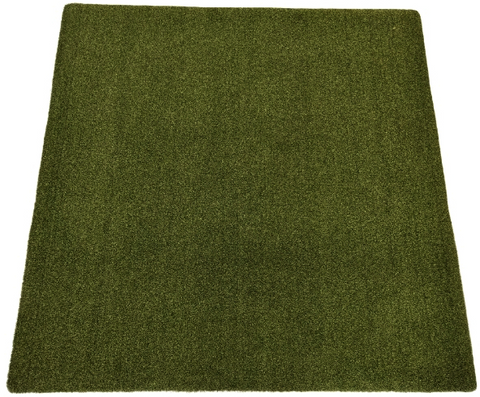 Country Club International Premium Tee Turf Golf Mat: Provides balance between quality and cost