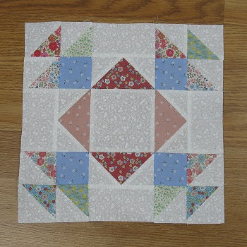 How to Sew a Summer Wind Quilt Block – fabric-406