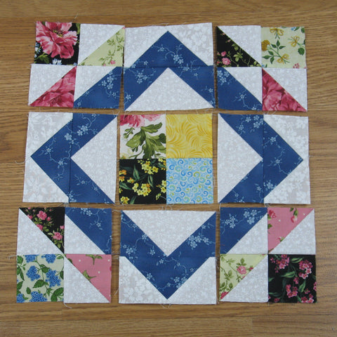 How to Sew a Garden Path Quilt Block – fabric-406
