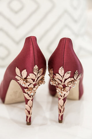 rose gold shoes with burgundy dress