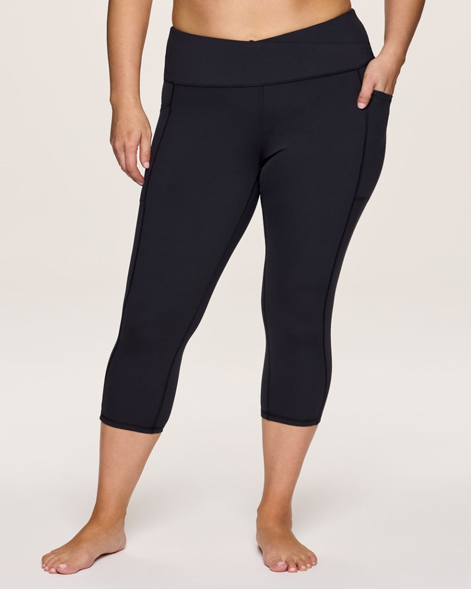 Plus Crossover Ultra Hold Capri | Black