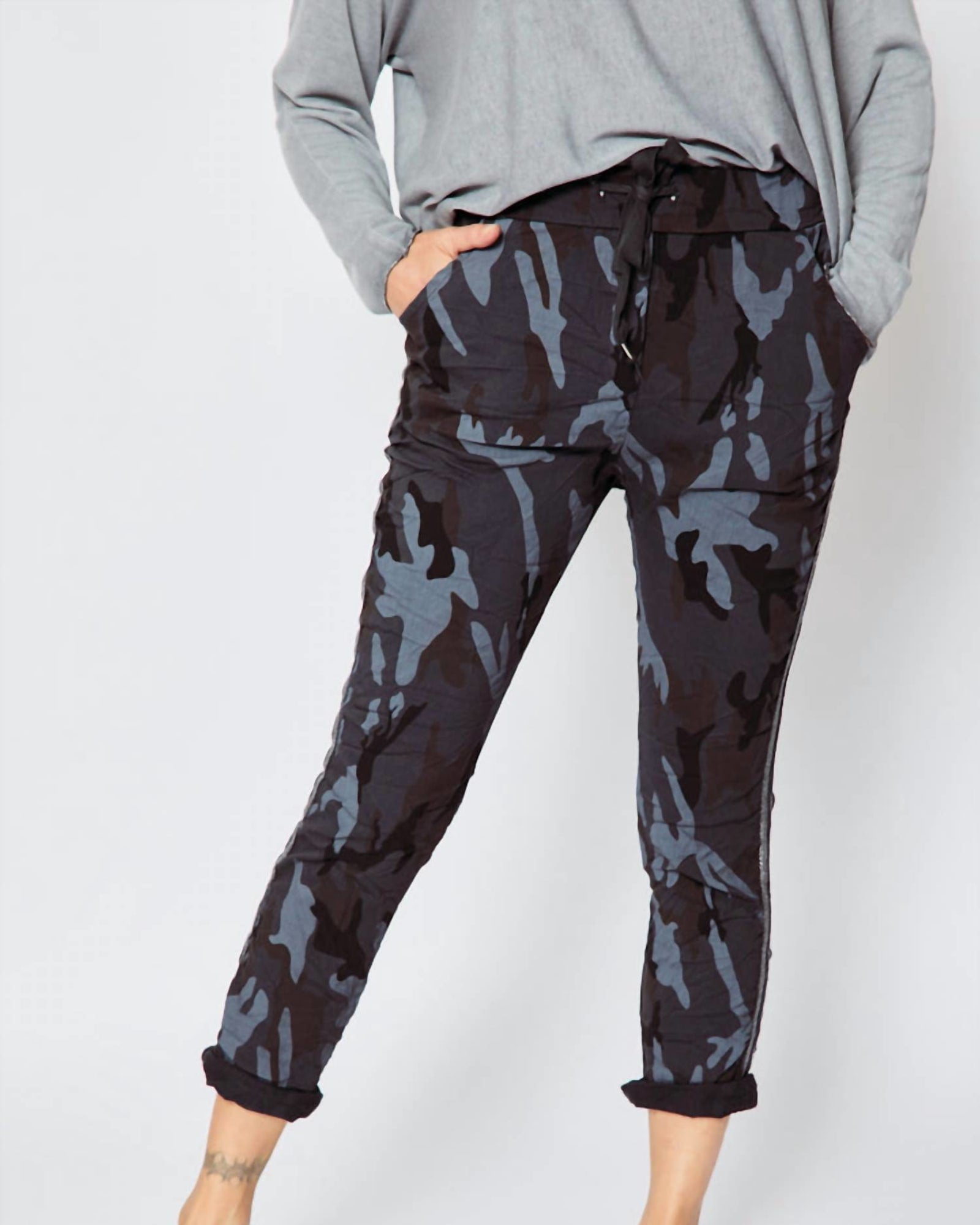 Double Stripe Camo Pants In Charcoal | Charcoal