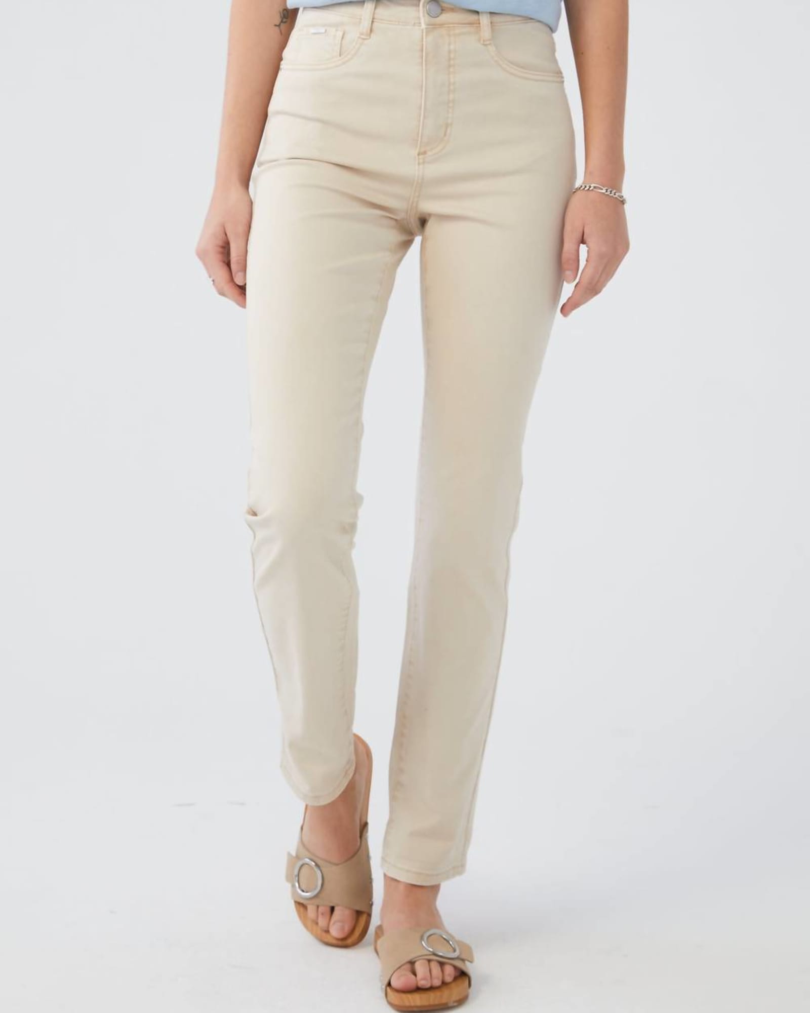 Suzanne Straight Leg Jean In Oyster Shell | Oyster Shell