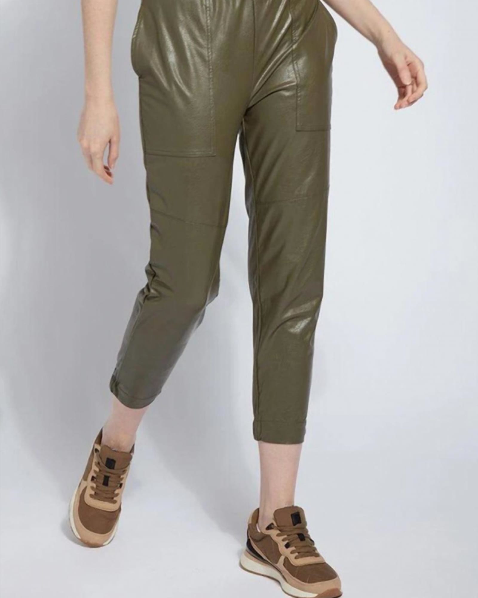 Women'S Brisk Leather Jogger In Green Ivy | Green Ivy