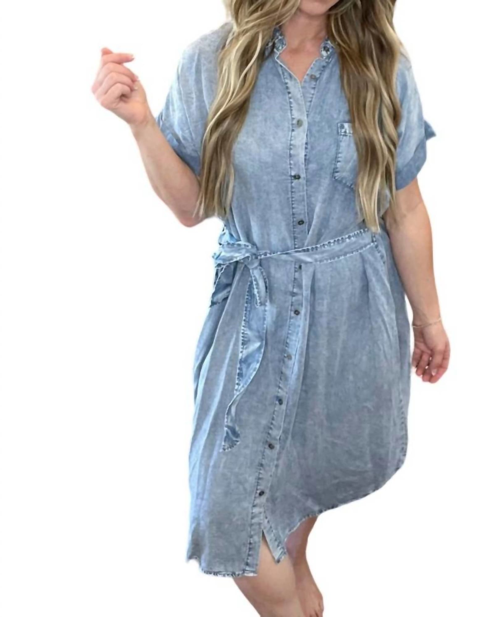 Alanna Short Sleeve Button Down Denim Dress In Blue | Blue