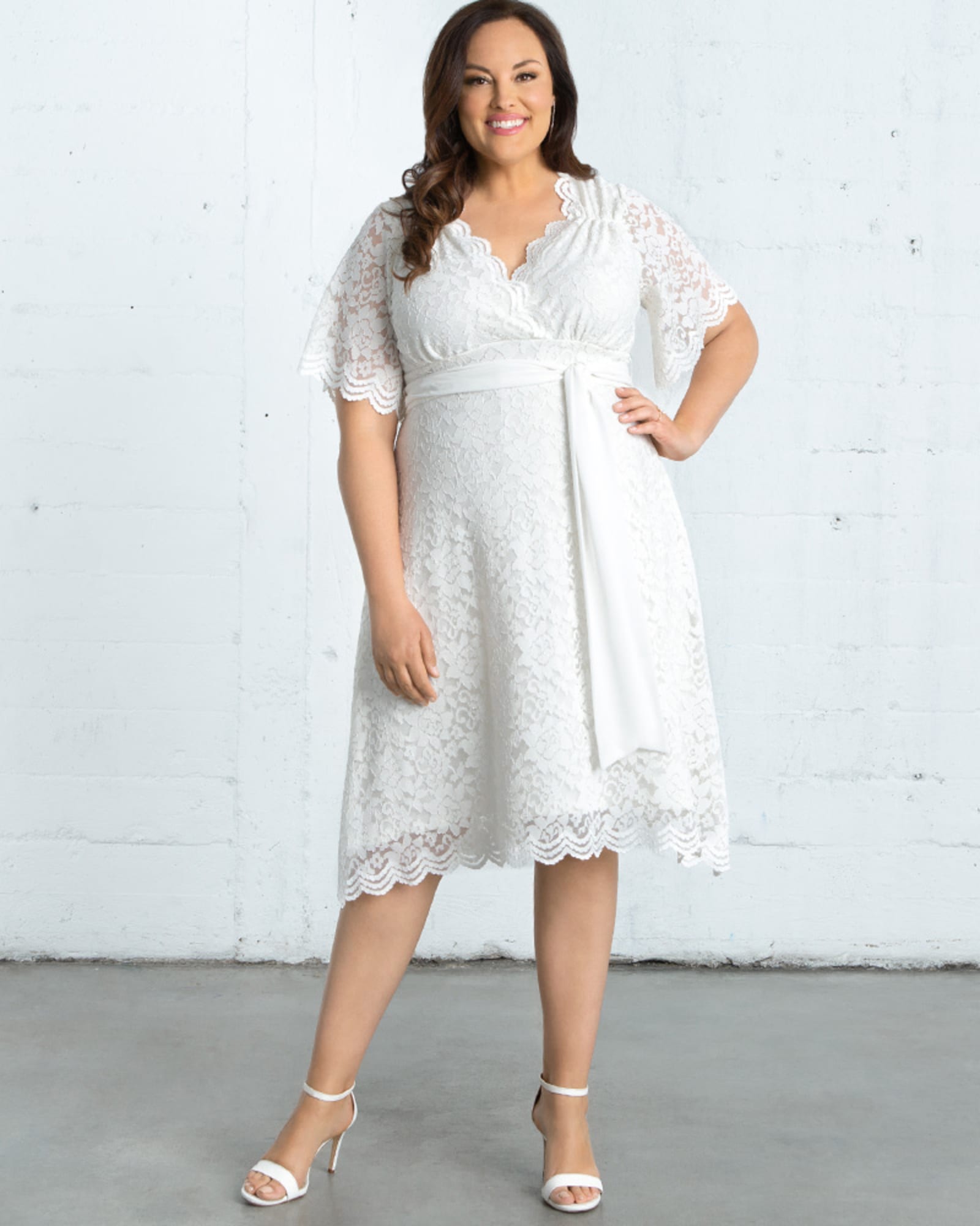 Diana Plus Size Scallop Lace Wedding Dress | IVORY