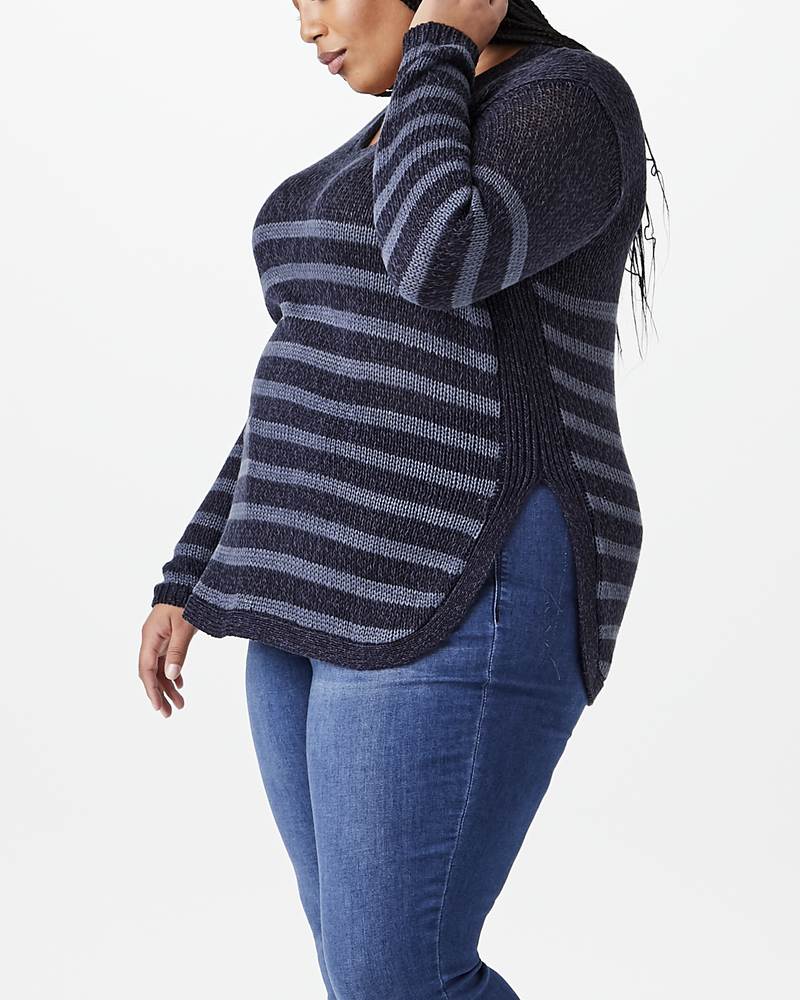 round hem sweater