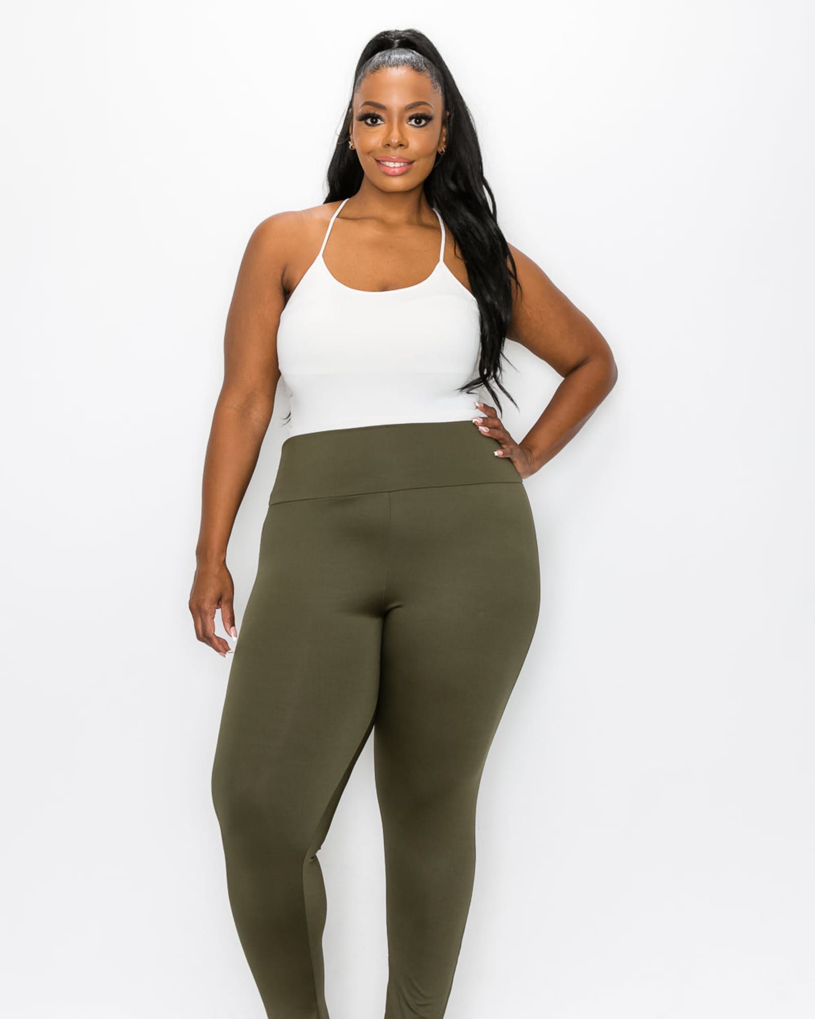 Plus size yoga pants 5 best outfits - Page 3 of 6 - plussize-outfits.com