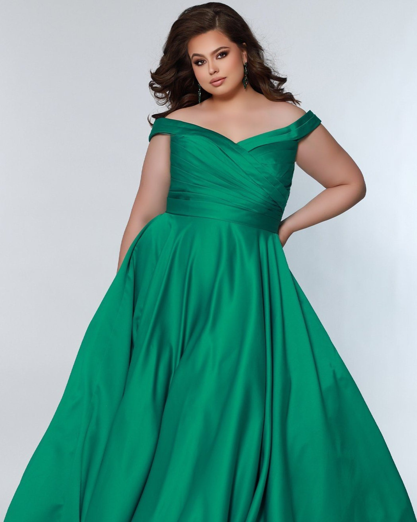 Class Act Evening Dress | Emerald
