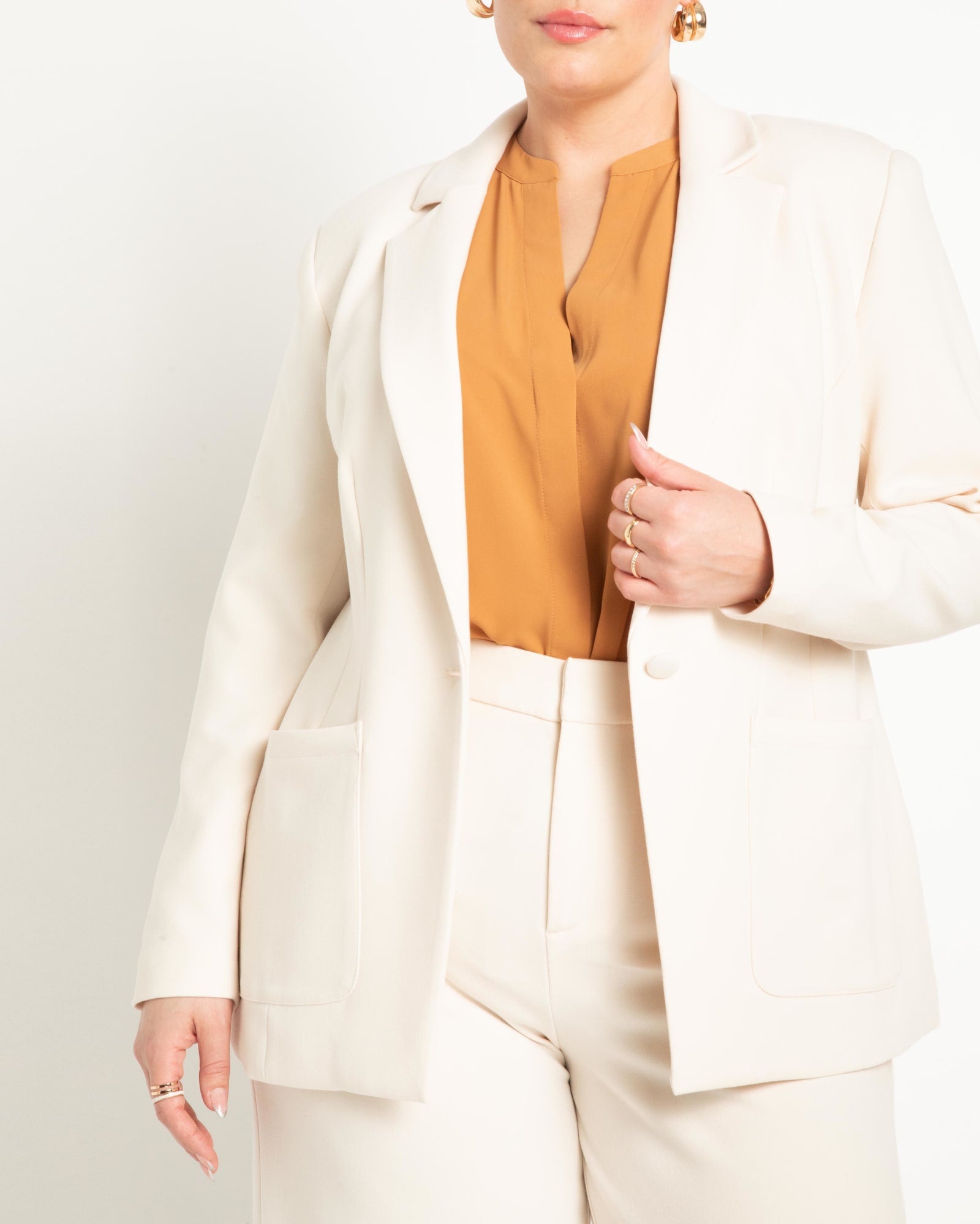 The 365 Suit Patch Pocket Blazer | White Swan