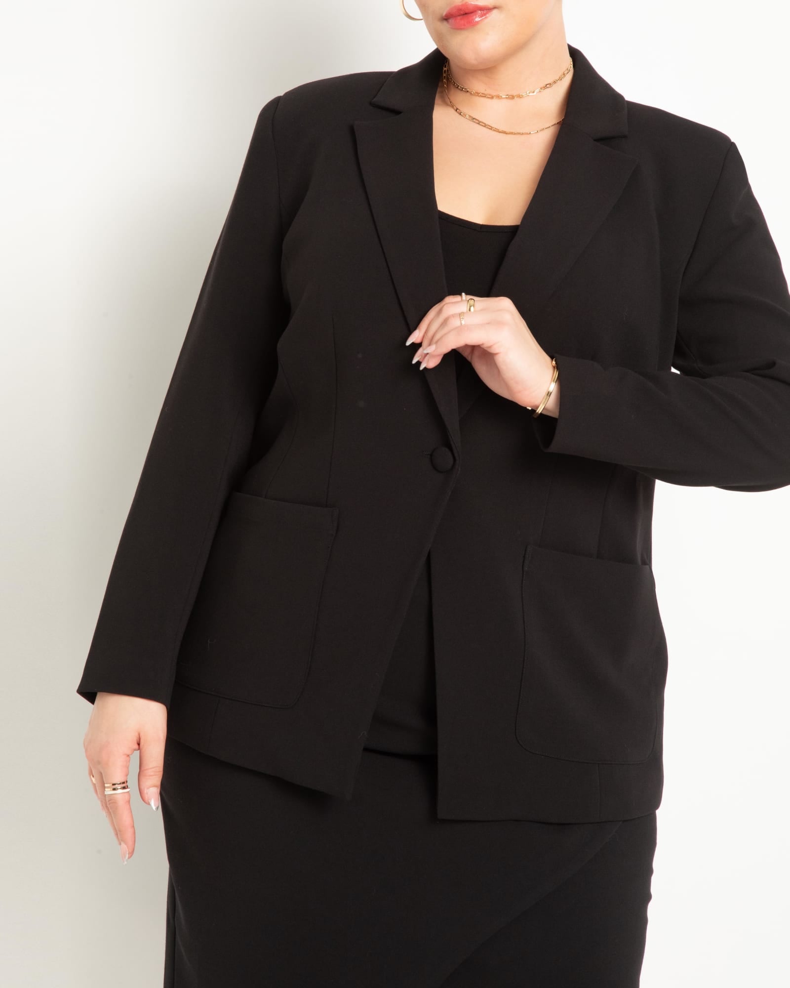 The 365 Suit Patch Pocket Blazer | Totally Black