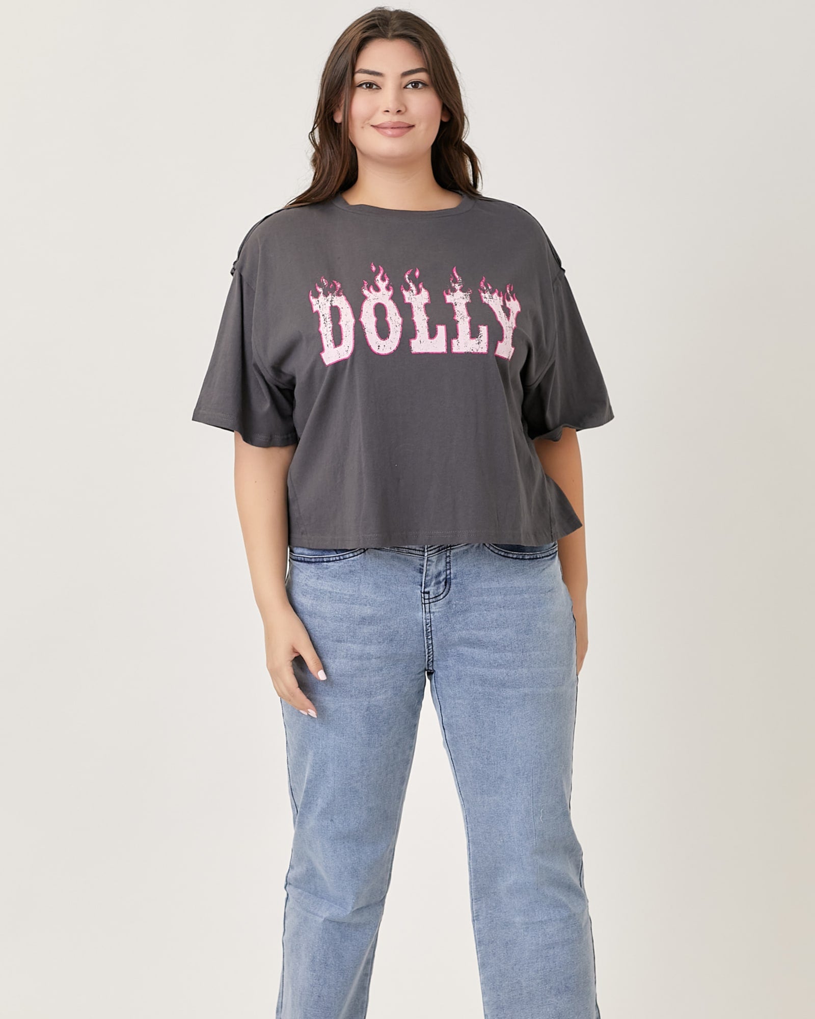 Dolly Graphic Tee | CHARCOAL