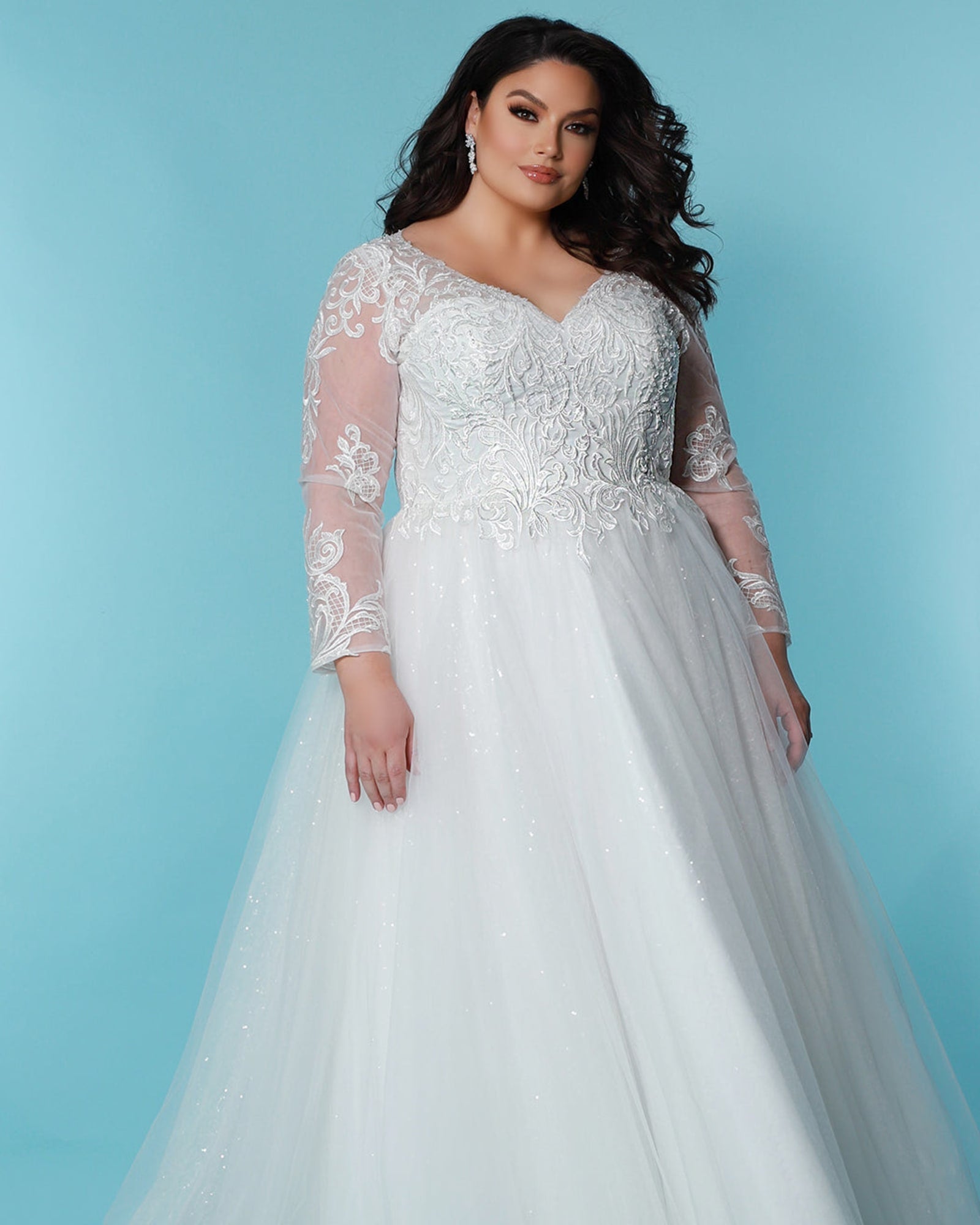 Kiyonna Plus Size Clarissa Lace Flutter Sleeve Long Wedding Dress