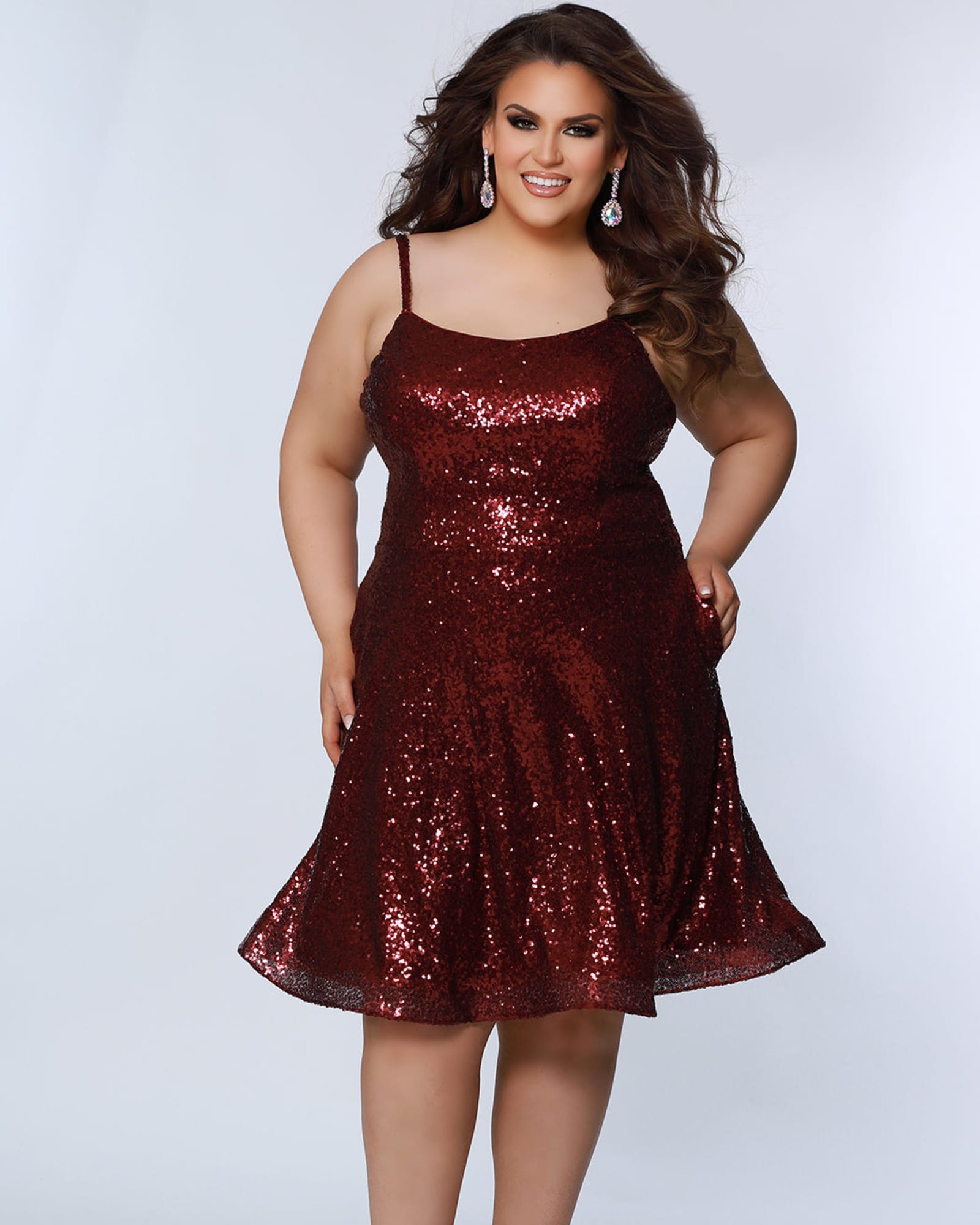 Shade Shifter Homecoming Dress | Burgundy