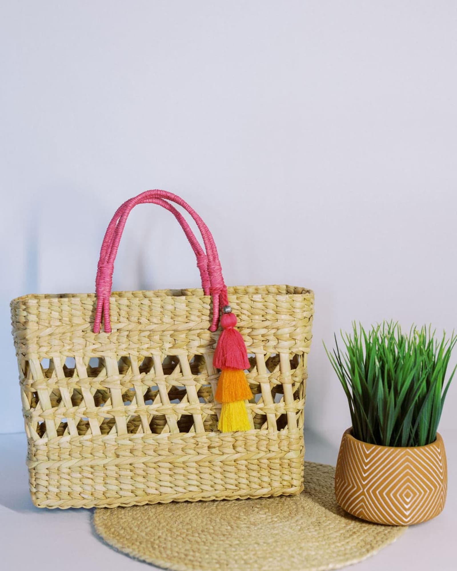 Shiraleah Daisy - Tote Bag - Natural Floral Print Bag - Woven Bag