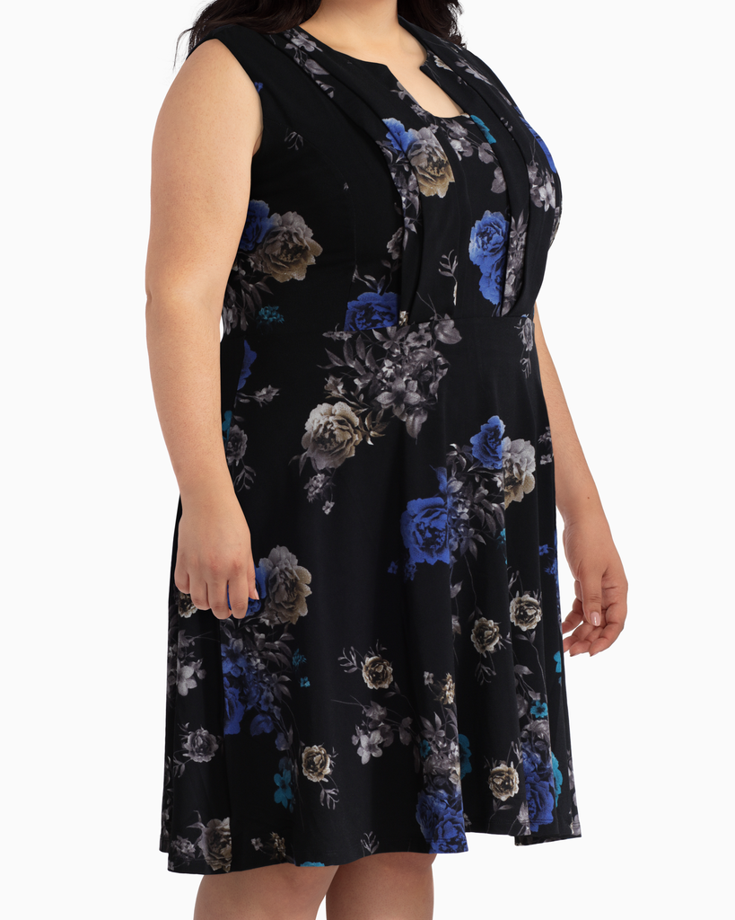 Rae Plus Size Pleated Dress | Black / Royal Blue