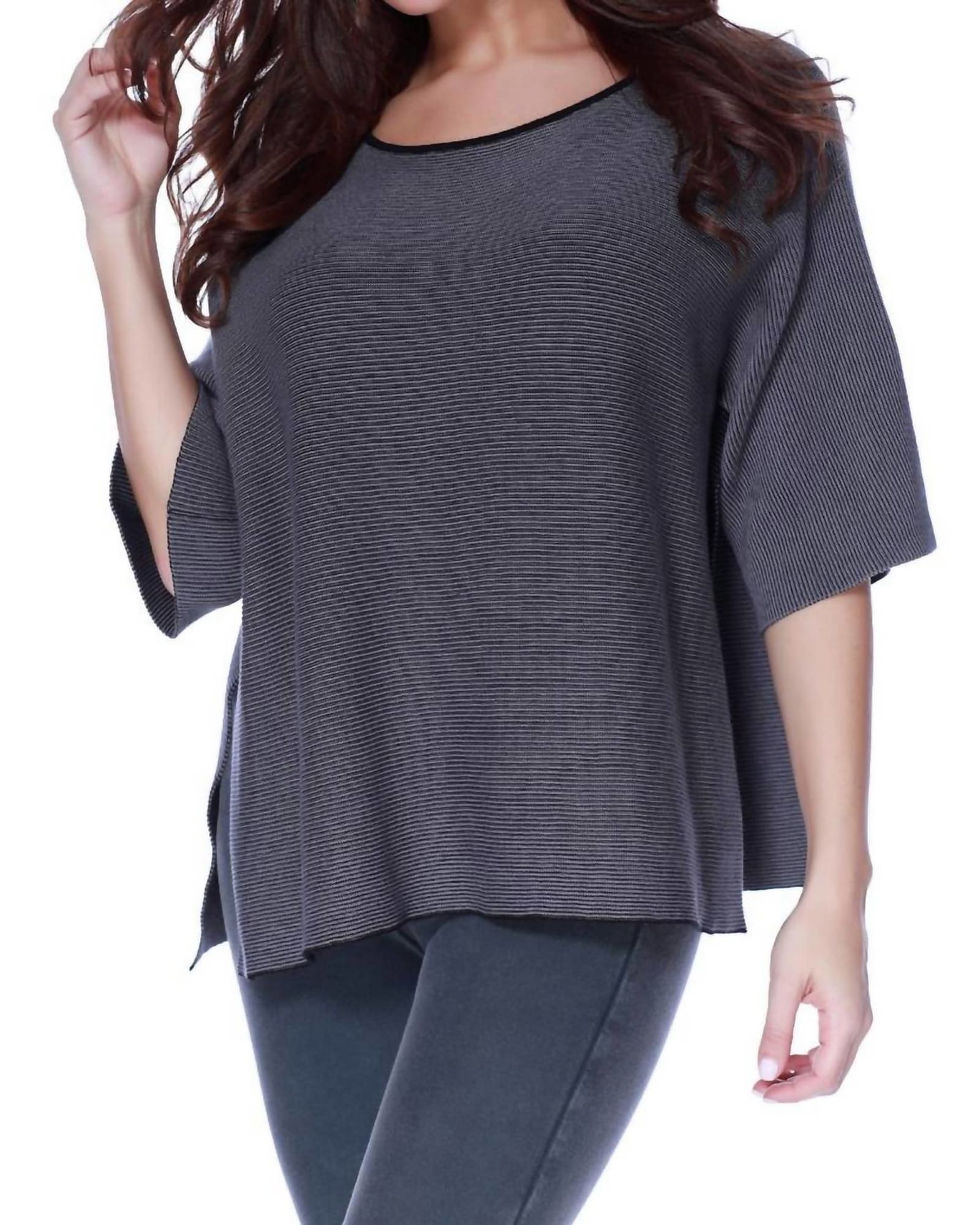 2-Tone High Slit Sweater Poncho in Gray | Gray