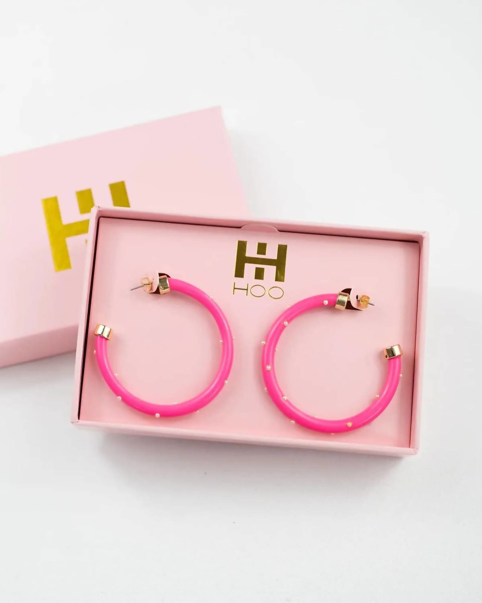 Hoop Earrings in Dark Pink | Dark Pink