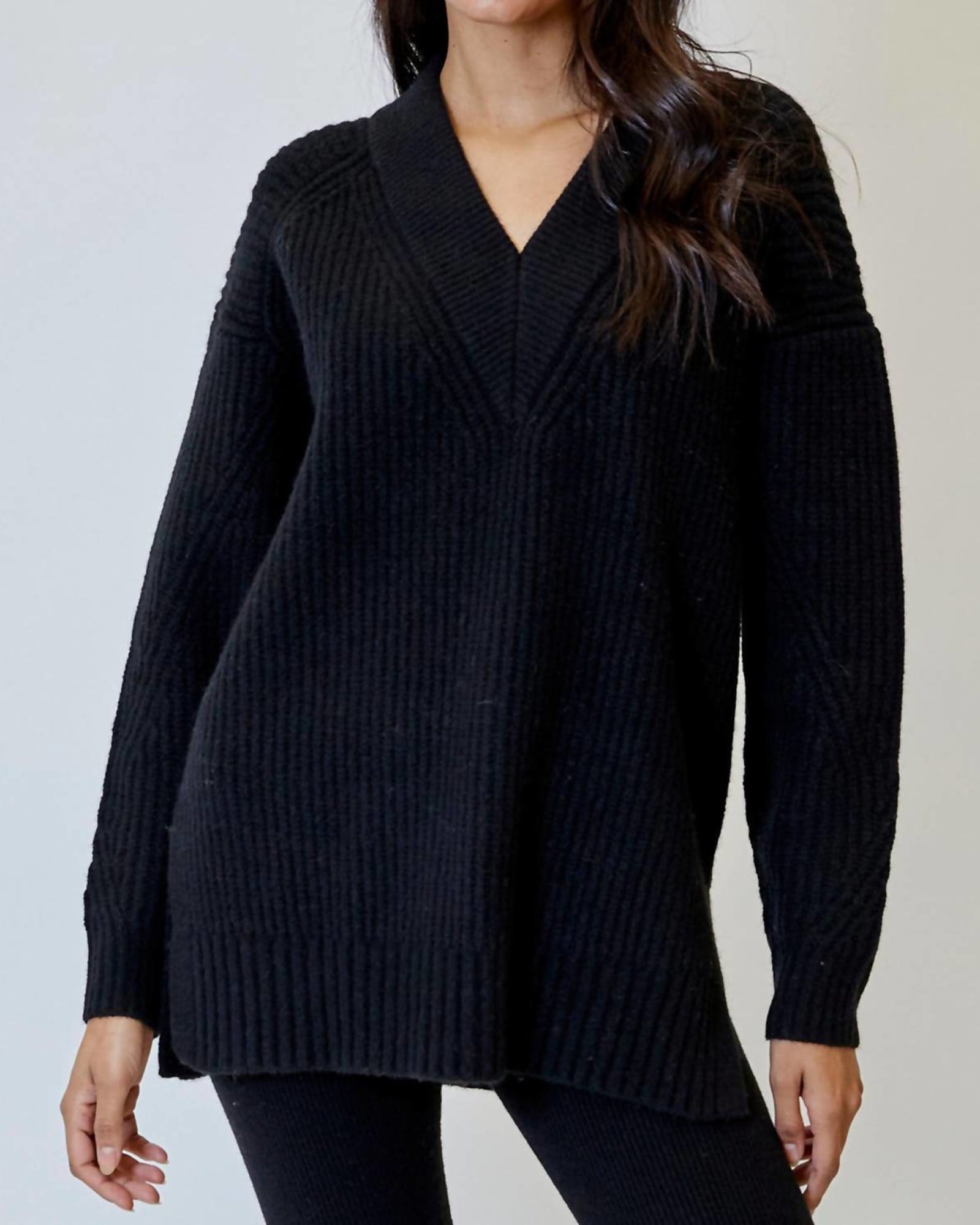 Bailey Sweater in Black | Black