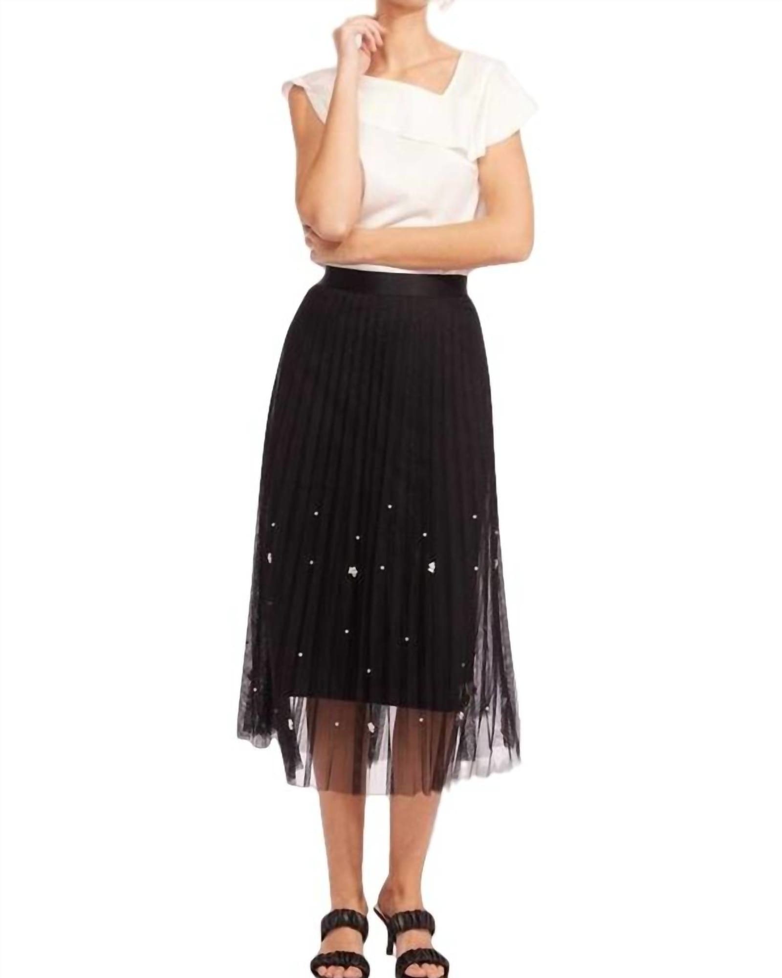Lila Pearl Tulle Skirt in Black | Black