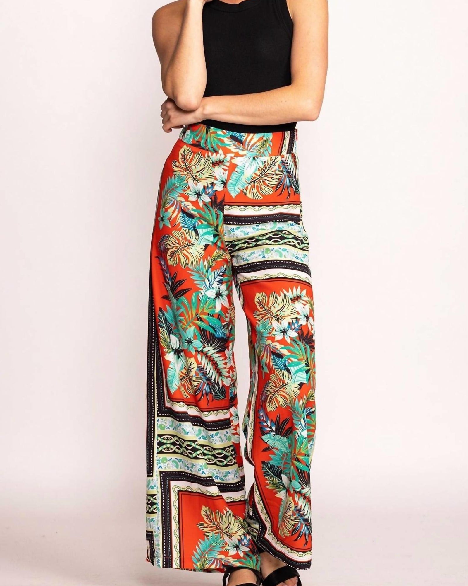 The Layla Pants in Red | Red