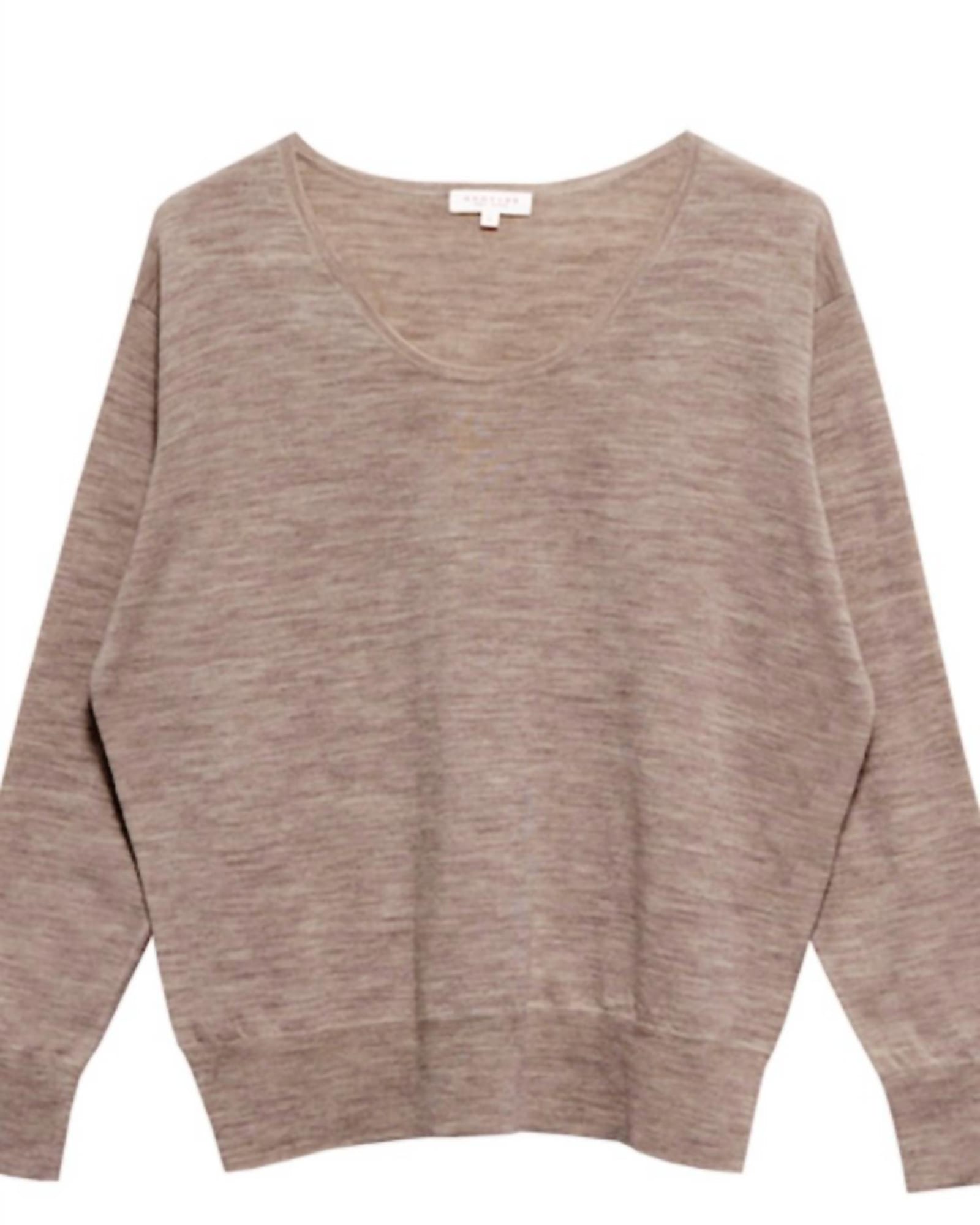 Yuumi Sweater in Brown | Brown