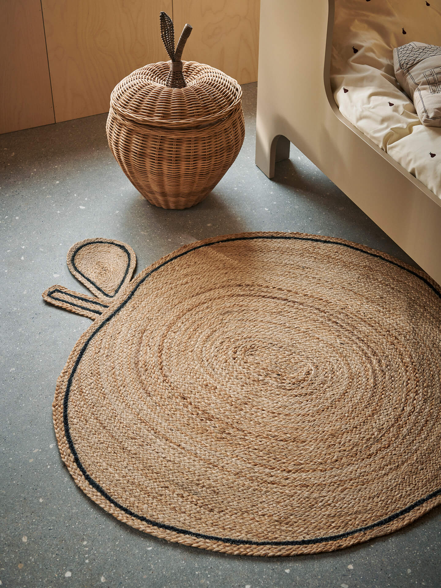 Braided Jute Rug – Natural, Pear-shaped rug