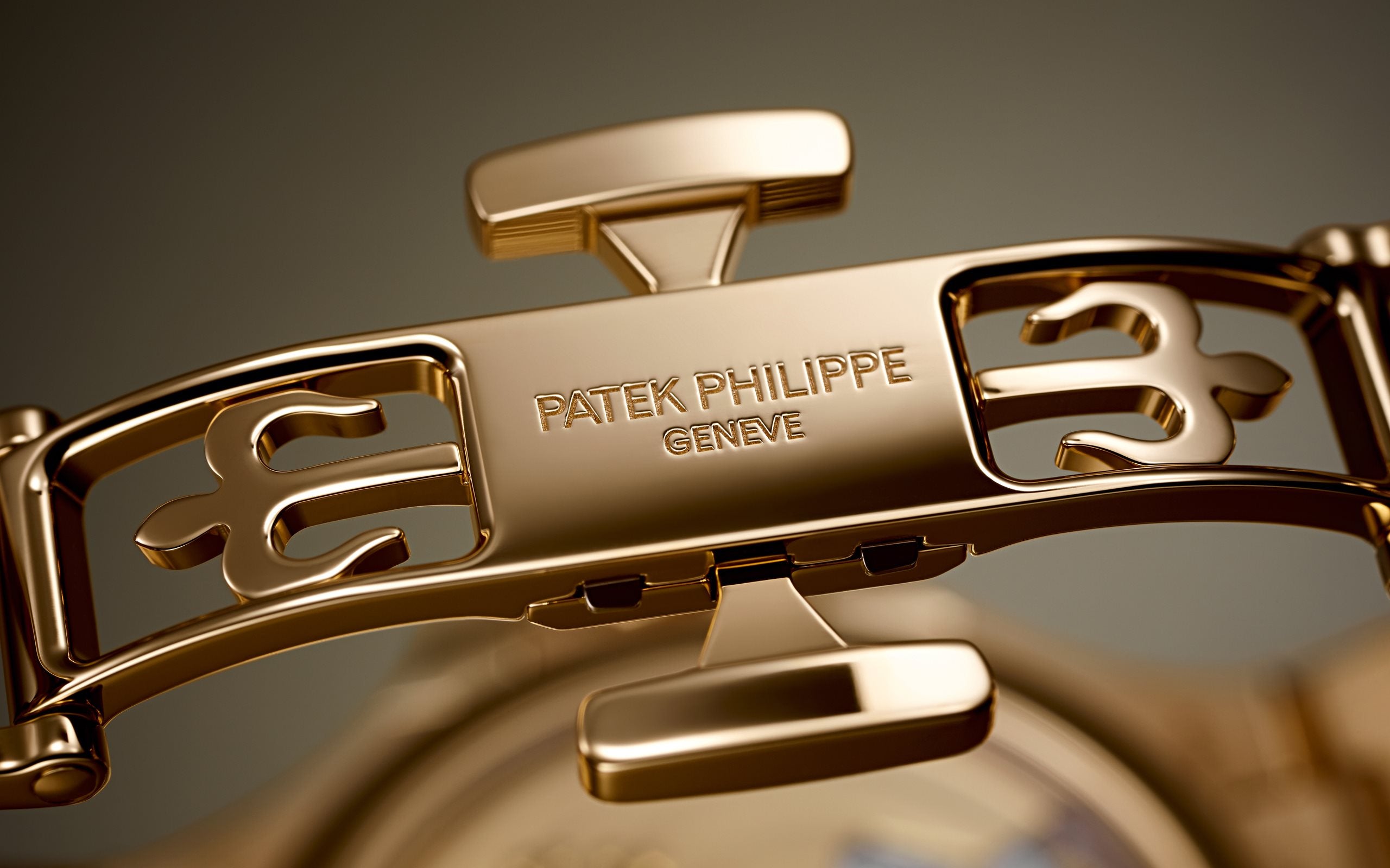 Patek Philippe Nautilus  Folding clasp 2021