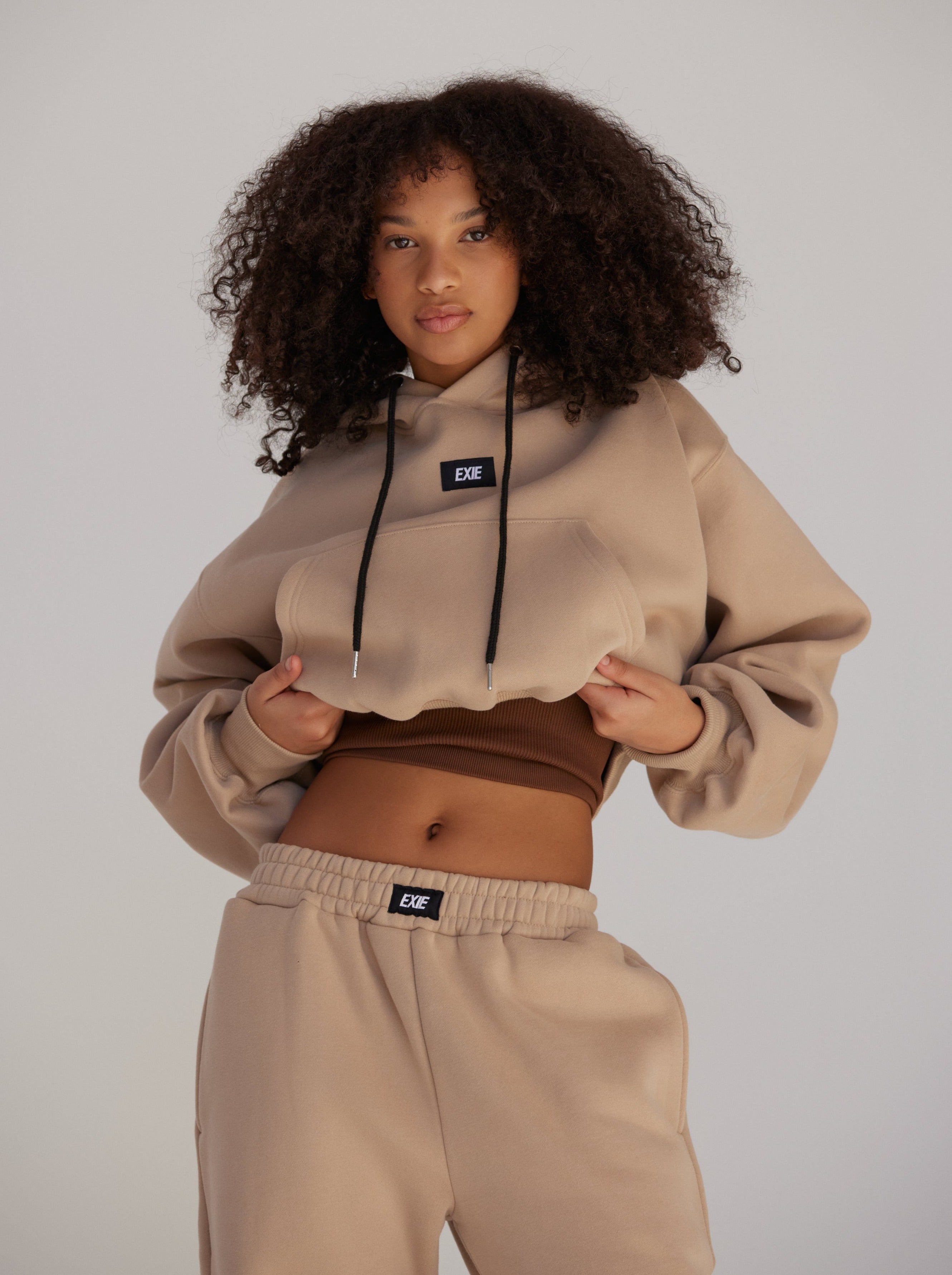 SALE HOODIES & SWEATS – EXIE