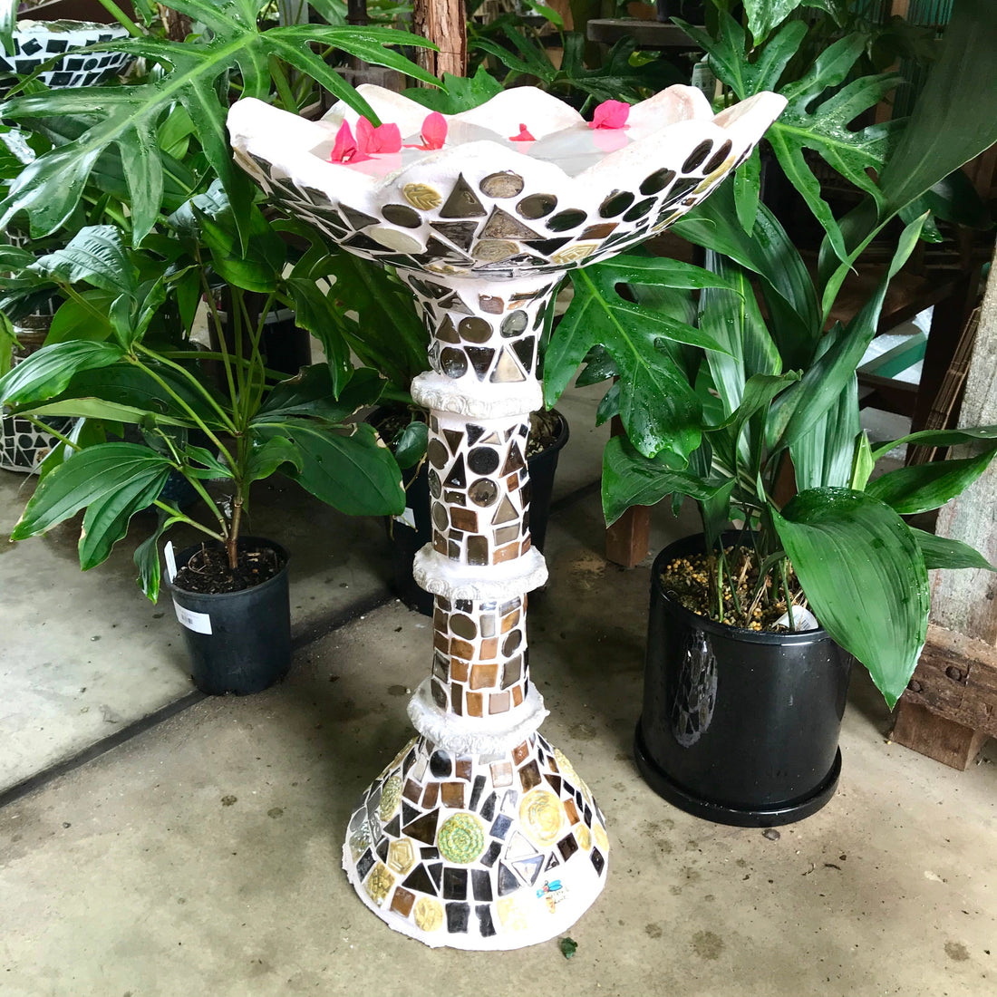 vase bird bath