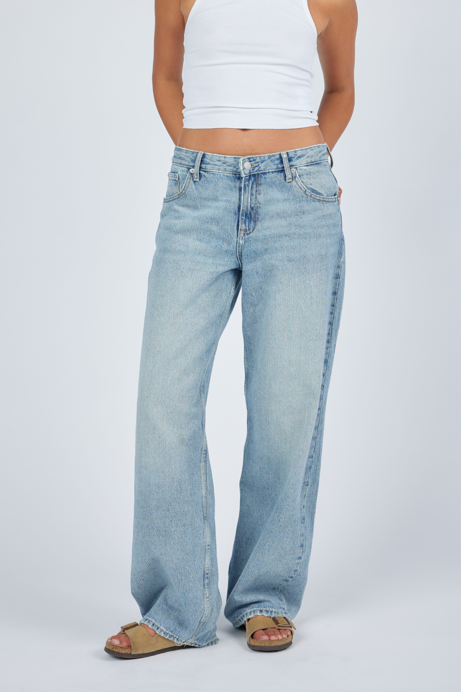 Image of Hill Low Jeans - Drift Light Blue