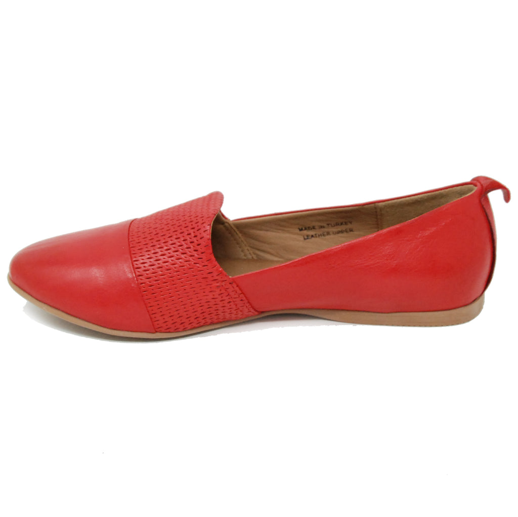 red flat dress shoes