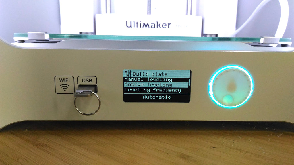 Ultimaker 3 extended 3D printer at Voxel Factory Active levelling USB port