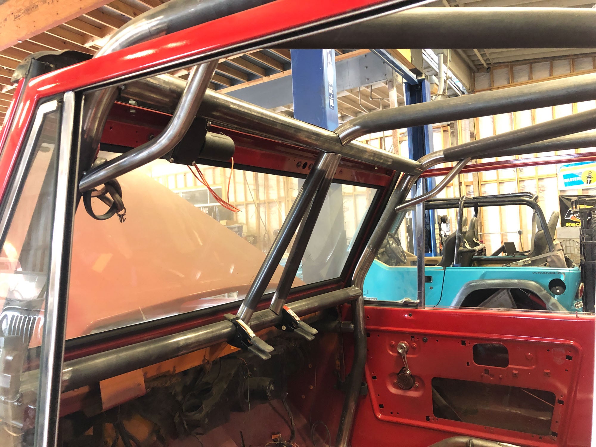 bronco roll cage