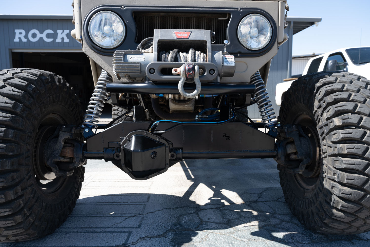 Classic Toyota FJ40 Offroad 3 link suspension build rock and road
