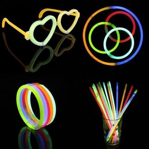 flashing glow necklaces