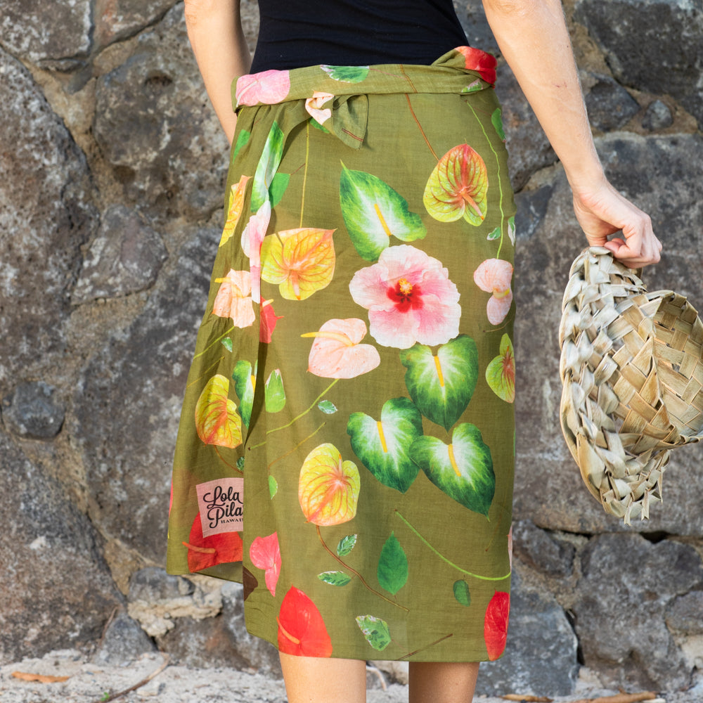 Pualani - Our Pualani Pareo is made with anthuriums and hibiscus - Lola ...
