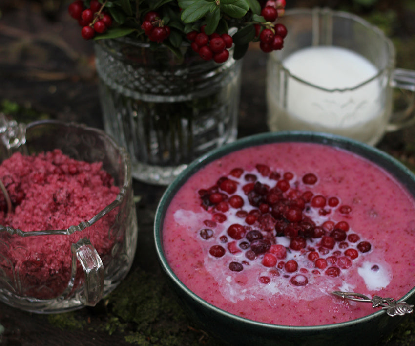 Lingonberry Semolina Porridge – METTÄ nordic