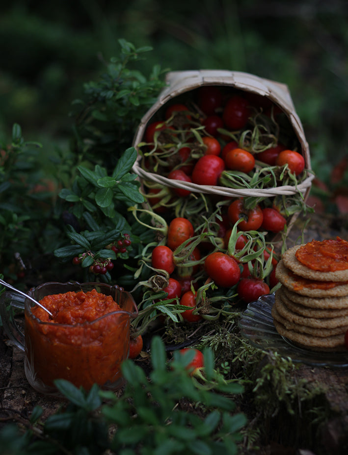 mettä rose hip and roseroot jam